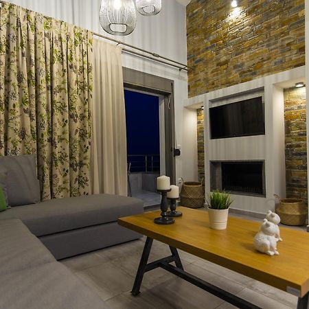 Ntinas Villa With Sea View Скала-Потамиас Экстерьер фото