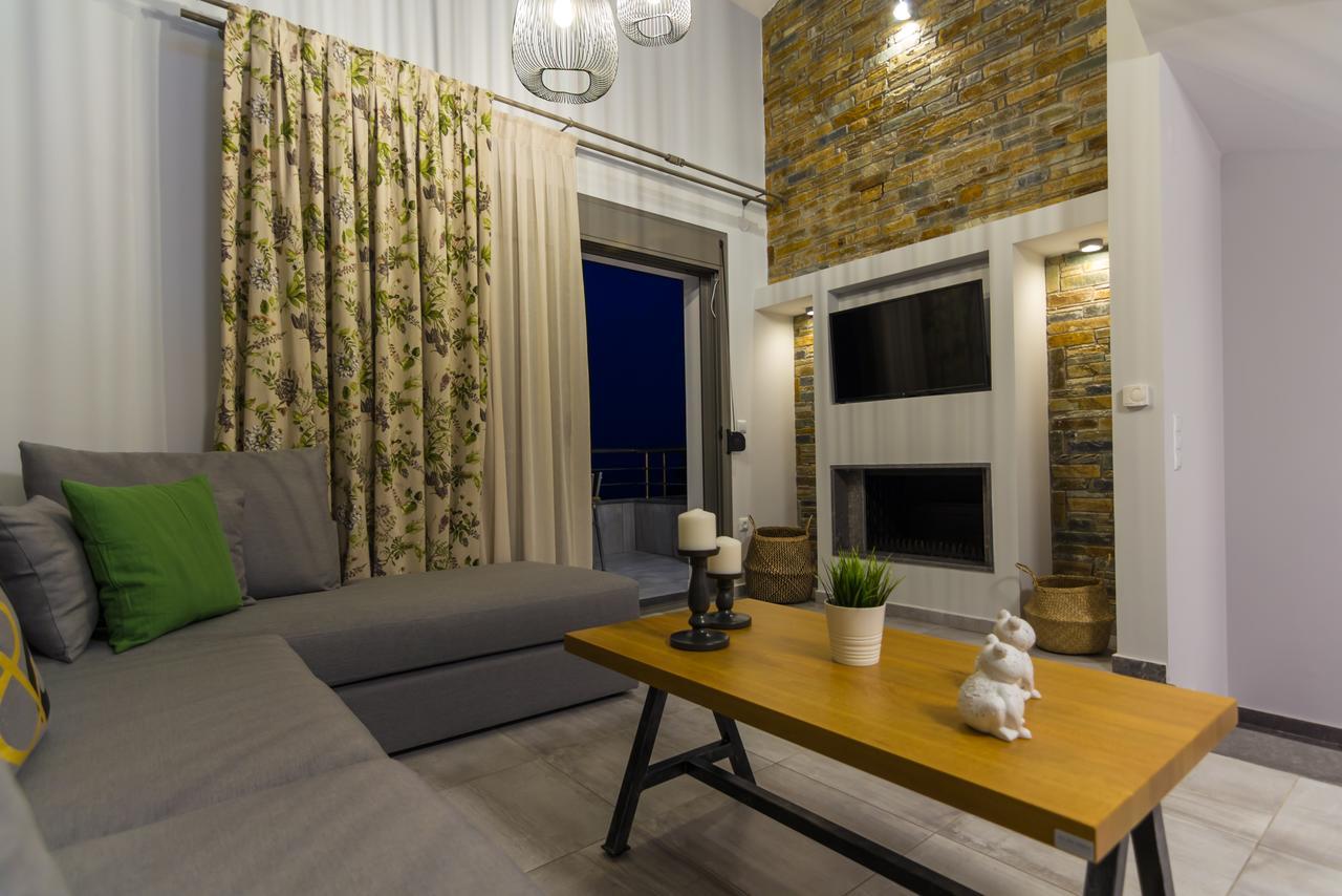 Ntinas Villa With Sea View Скала-Потамиас Экстерьер фото